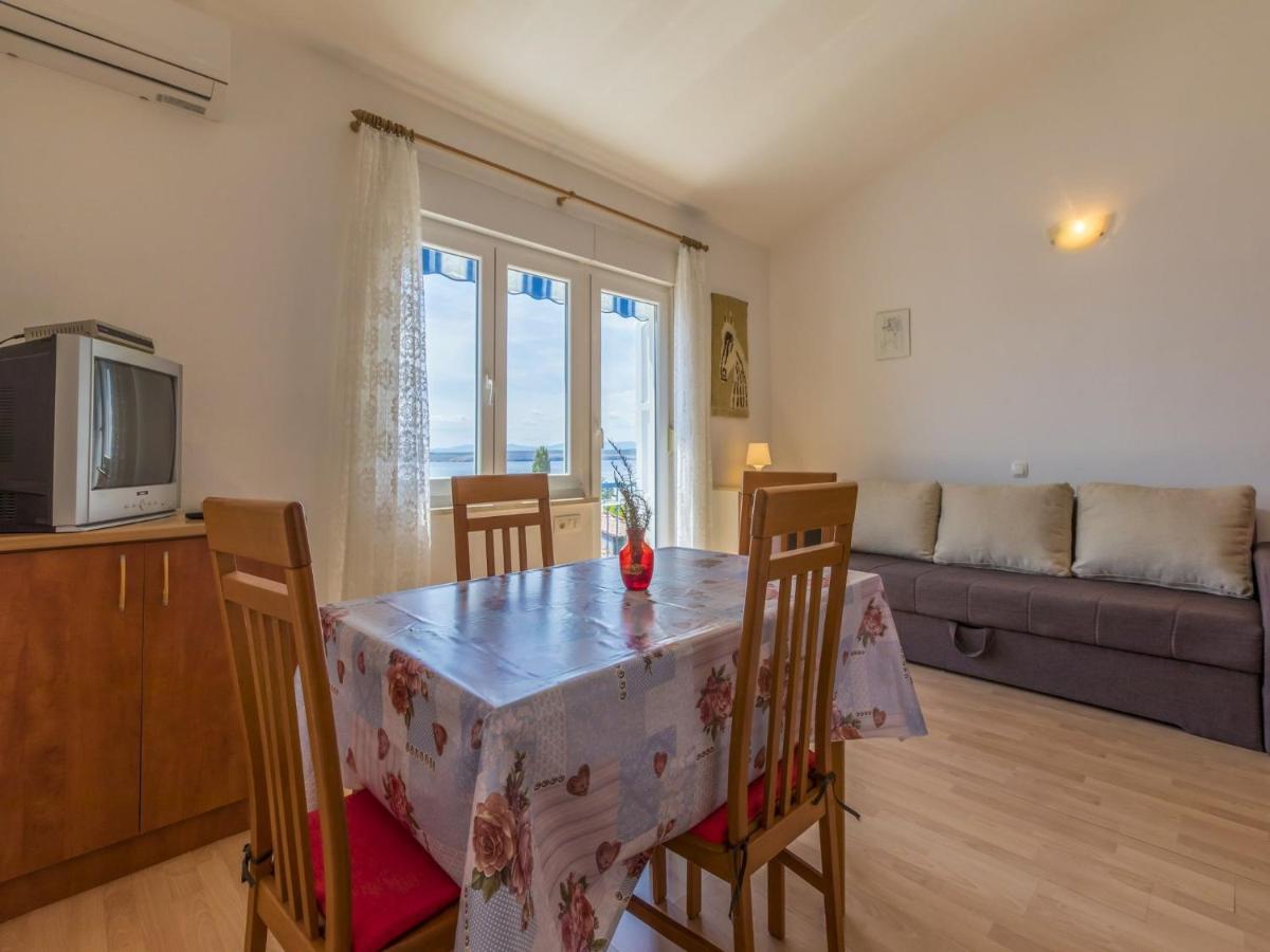 Apartments Maro Драмал Екстериор снимка