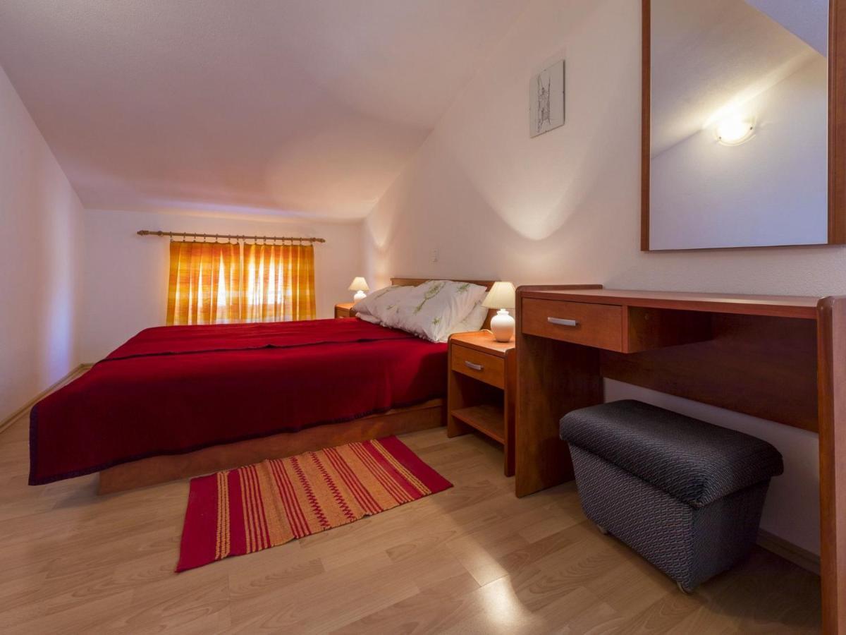 Apartments Maro Драмал Екстериор снимка