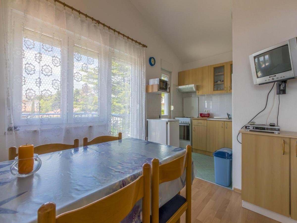 Apartments Maro Драмал Екстериор снимка